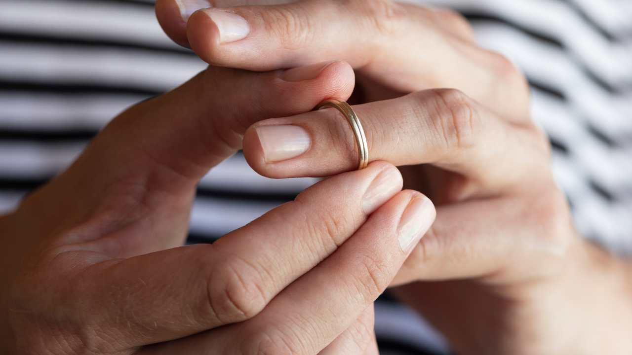 Divorce Lawyer