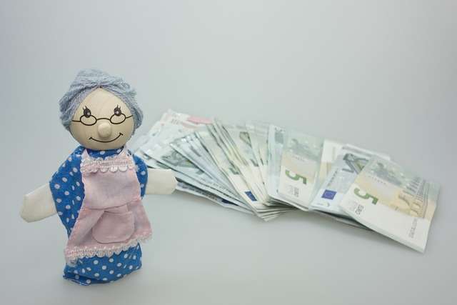 Pension Interests in Late-in-Life Divorces – Navigating the Complexities